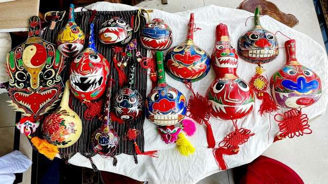 瓢畫藏珍 福海街道的非遺藝術傳承與收藏新視界